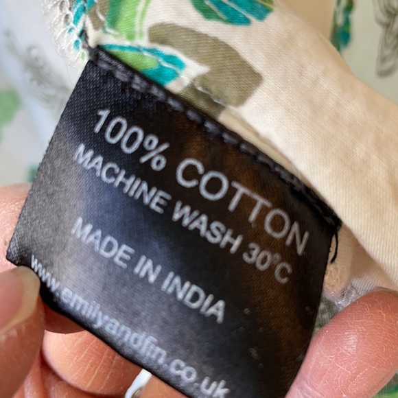 Floral wrap top from Emily and Finn XS - Picture 7 of 7